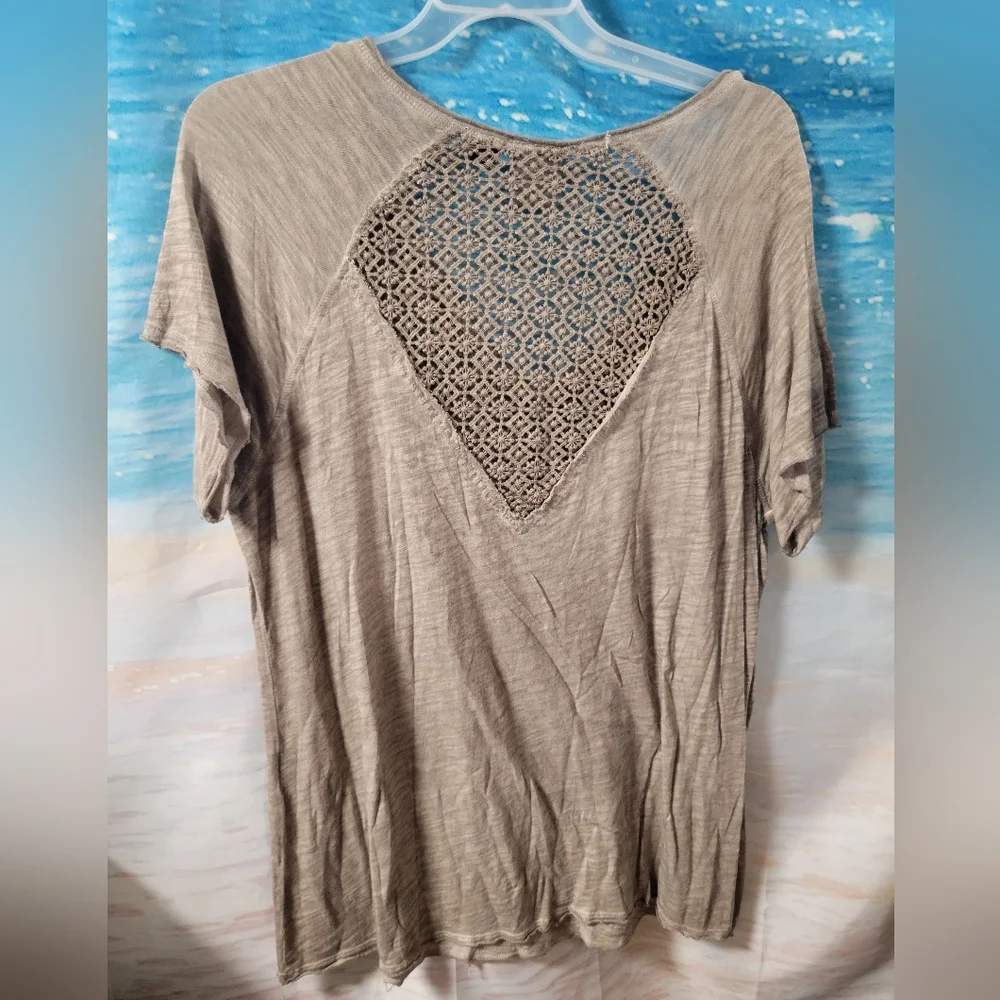 Harley-Davidson Taupe Short Sleeve Lace Accent Tee - Picture 2 of 3